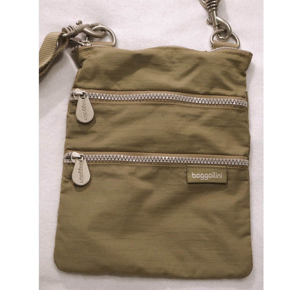 Baggallini Olive Green Khaki Crossbody Bag Travel Purse Nylon